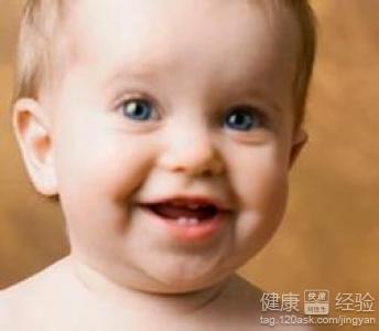 18個月的寶寶只長4顆牙齒正常嗎