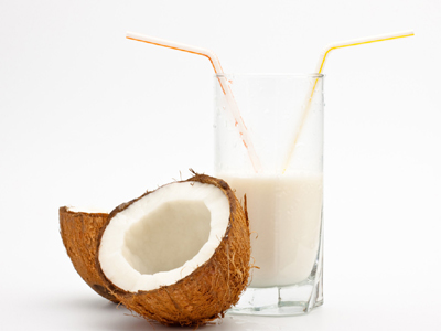 常喝椰子汁可以緩解口腔潰瘍