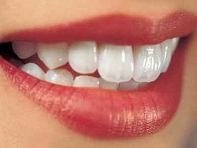 口腔潰瘍不能依賴功能性牙膏