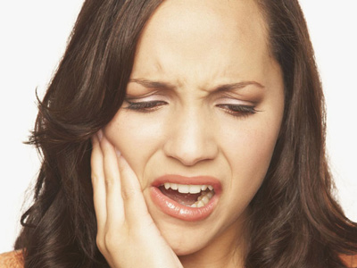 嘴巴經常有口腔潰瘍，不小心咬就會潰瘍