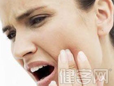 口腔潰瘍的原因 四緣由導致病情反復