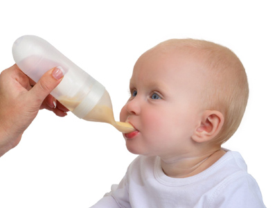 奶瓶會引起寶寶蛀牙？奶瓶性齲齒不容忽視