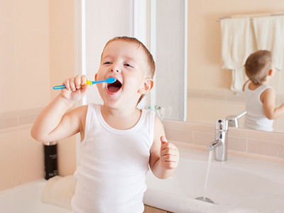 父母必讀：氟化泡沫能預防齲齒