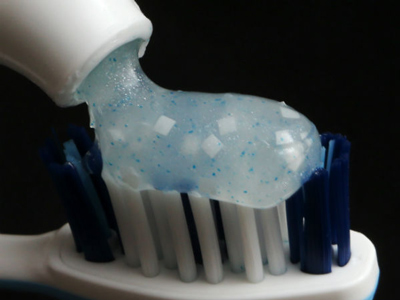 牙膏擠太多引發口腔癌？口腔癌發病因素盤點