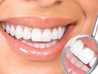 美牙不當險喪命 刷牙是保持美白最簡單的方法