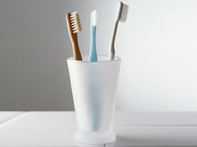牙刷放在一起更易傳細菌 您注意了嗎？