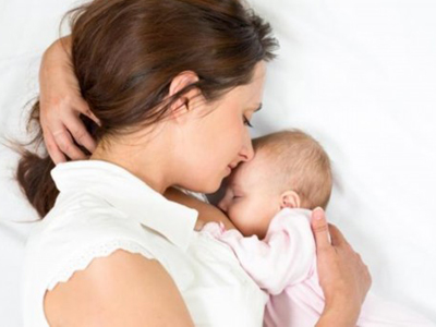 母乳喂養有助於防止“地包天”