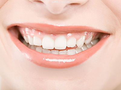 口干舌燥可能預示哪些疾病 要警惕
