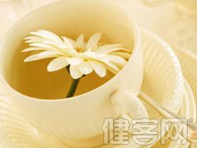 口干舌燥說明了什麼問題呢