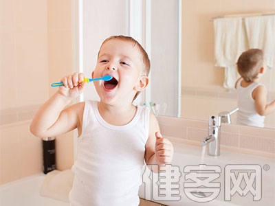 寶寶什麼時候開始刷牙比較好呢