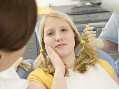 洗牙時牙齒酸痛的原因是什麼？