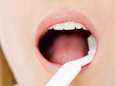 牙科專家告訴你洗牙的副作用