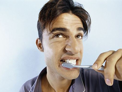 　刷牙也能預防老年癡呆