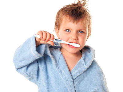 告訴你怎麼給孩子刷牙？