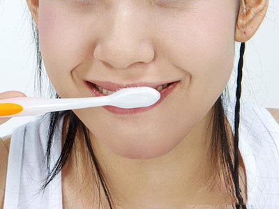 女人坐月子能刷牙嗎？