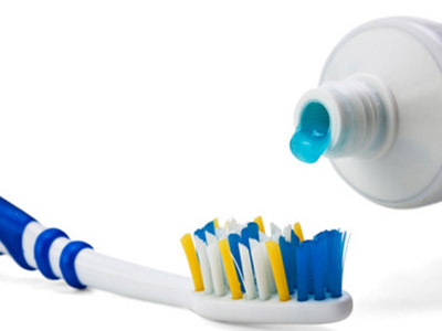 長期使用藥物牙膏或致口腔環境失調
