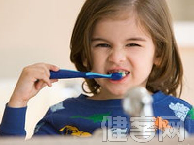 如何在潔牙時減輕牙齒酸痛感