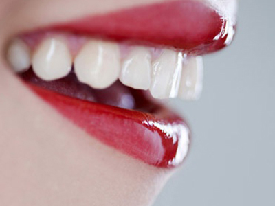 牙齒黃怎樣才能變白