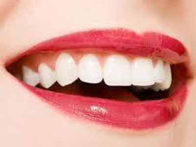 牙齒黃怎麼辦？教你把牙齒變白 找回自信！