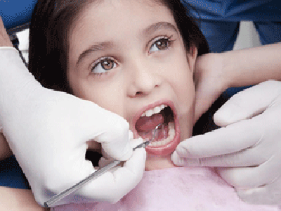 日常牙齒美白護理需從小做起