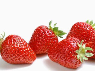 草莓潔白牙齒的方法