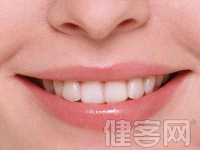 　　預防牙齒變黃的方法
