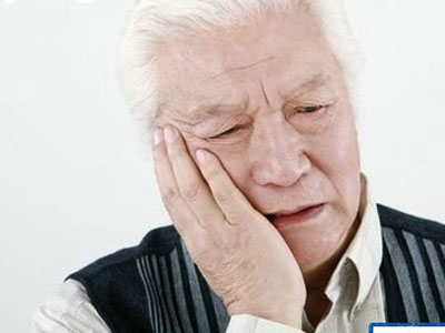 老年人更需要注重口腔保養