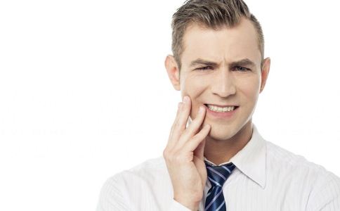 出現牙痛的的原因 為什麼會牙痛 牙痛怎麼治療
