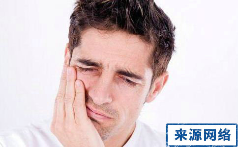 牙周炎的症狀是什麼 牙周炎的危害是什麼 牙周炎如何預防