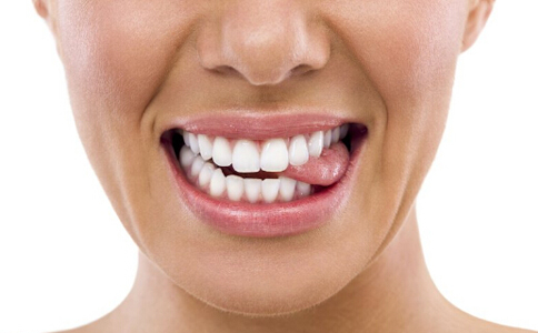 什麼牙齒最適合做烤瓷牙 烤瓷牙適合哪種牙齒 如何分辨烤瓷牙的好壞